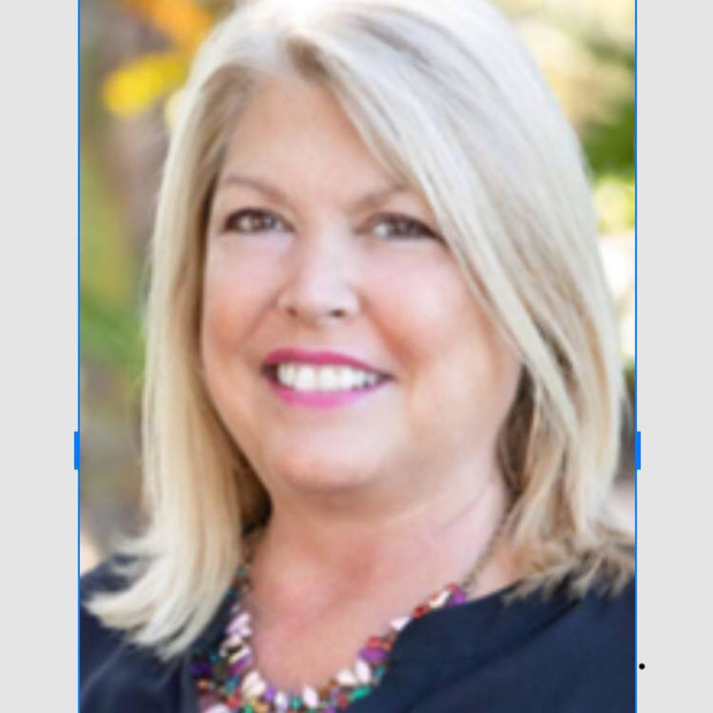 Meet your Posher, Lynda